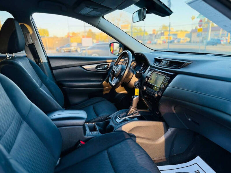 2019 Nissan Rogue S