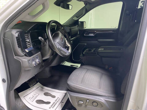 2024 GMC Sierra 1500 Elevation Standard