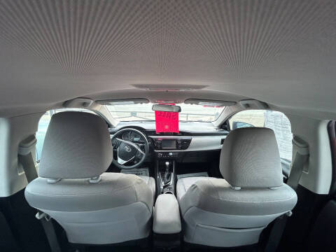 2015 Toyota Corolla LE