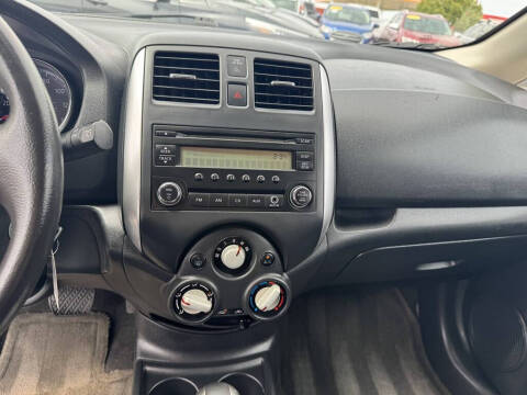 2014 Nissan Versa Note SV