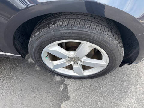 2012 Audi Q5 2.0T quattro Premium Plus