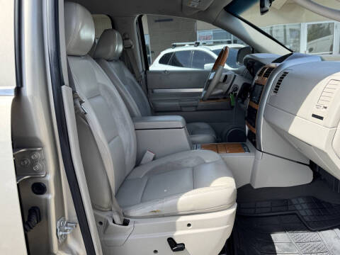 2008 Chrysler Aspen Limited