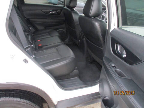 2017 Nissan Rogue SL