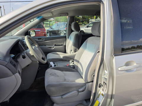 2007 Toyota Sienna LE 7-Passenger