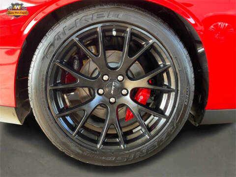 2015 Dodge Challenger SRT Hellcat