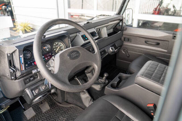 1995 Land Rover Defender 15