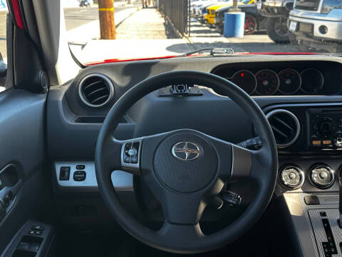 2013 Scion xB