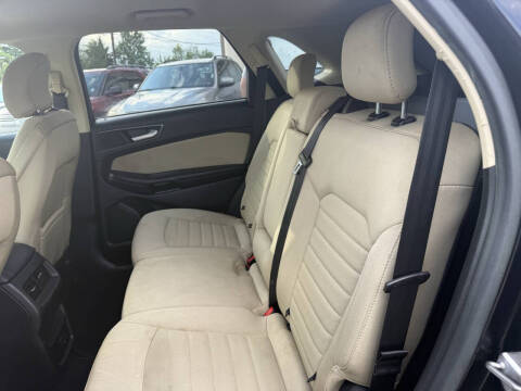 2016 Ford Edge SE