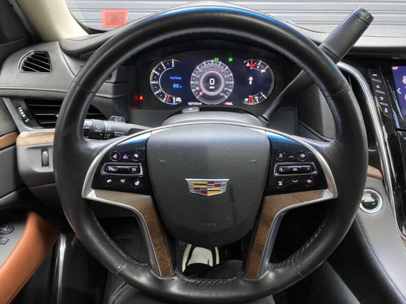 2017 Cadillac Escalade ESV Premium Luxury