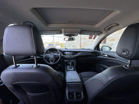 2018 Buick Regal Sportback Essence