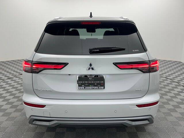 2025 Mitsubishi Outlander SEL