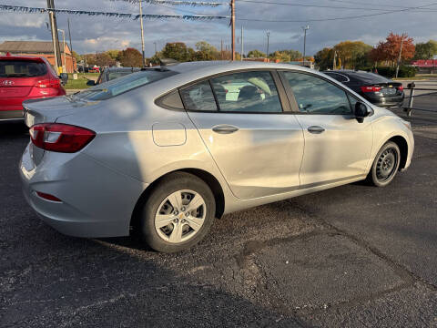 2018 Chevrolet Cruze LS Auto