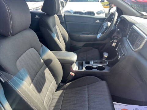 2022 Kia Sportage LX