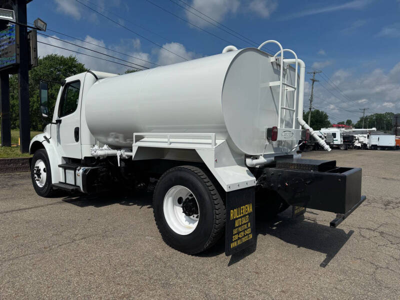 2023 Freightliner M2 106