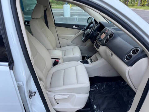 2011 Volkswagen Tiguan SE 4Motion