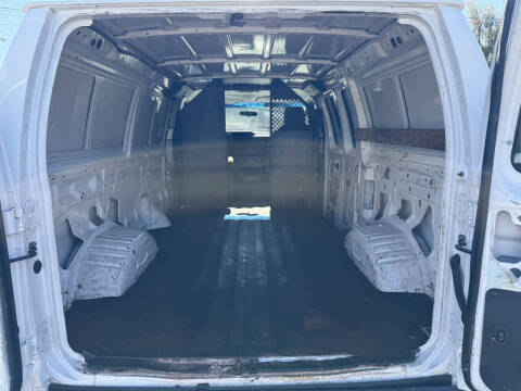 2011 Ford E-Series E-150