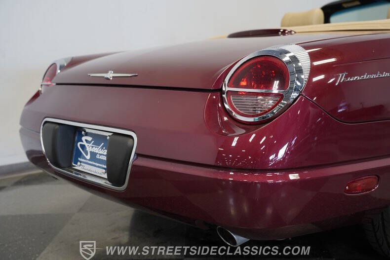 2004 Ford Thunderbird Deluxe