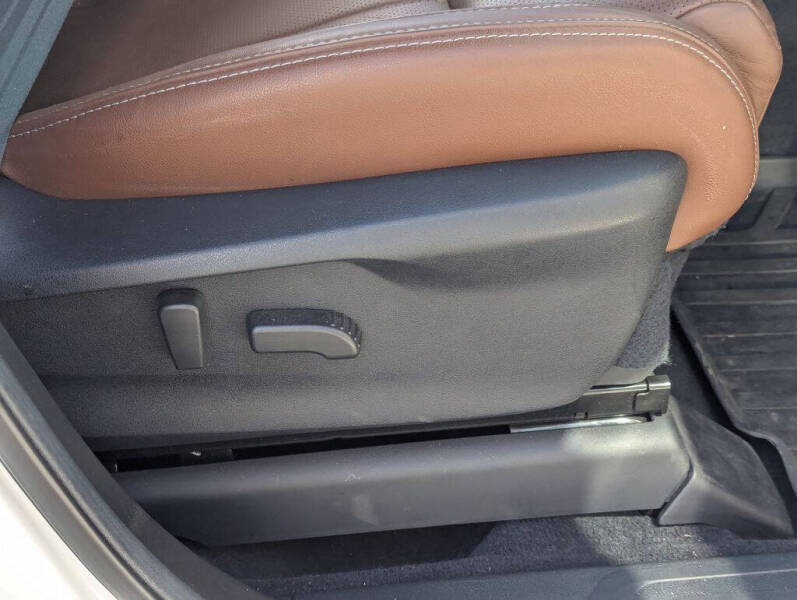 2024 Subaru Ascent Touring