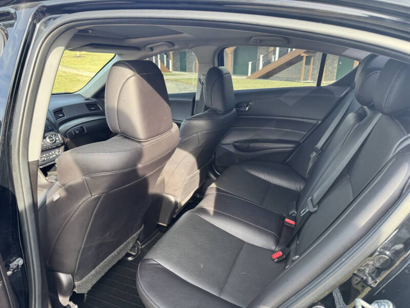 2017 Acura ILX w/Premium