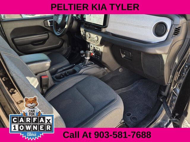 2024 Jeep Gladiator Willys