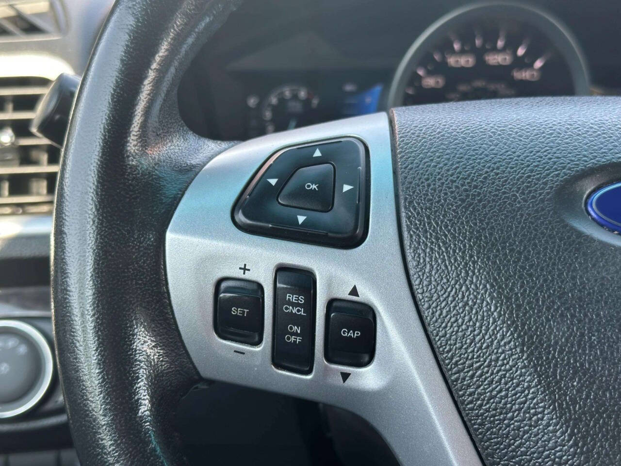 FordExplorer25