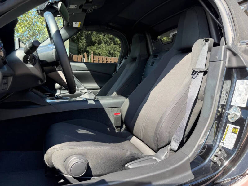 2023 Mazda MX-5 Miata Sport