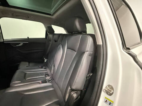 2023 Audi Q7 quattro Premium Plus 45 TFSI