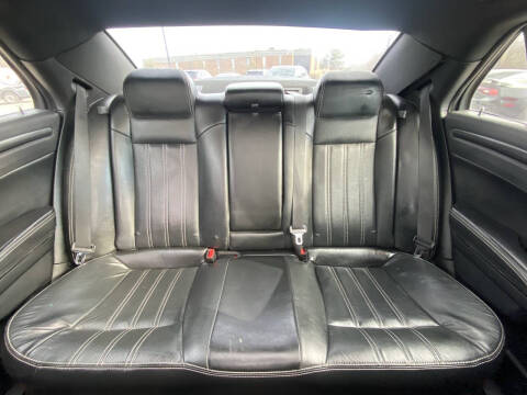 2016 Chrysler 300 S Alloy Edition