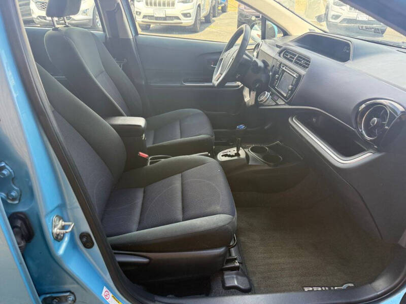 2015 Toyota Prius c Two