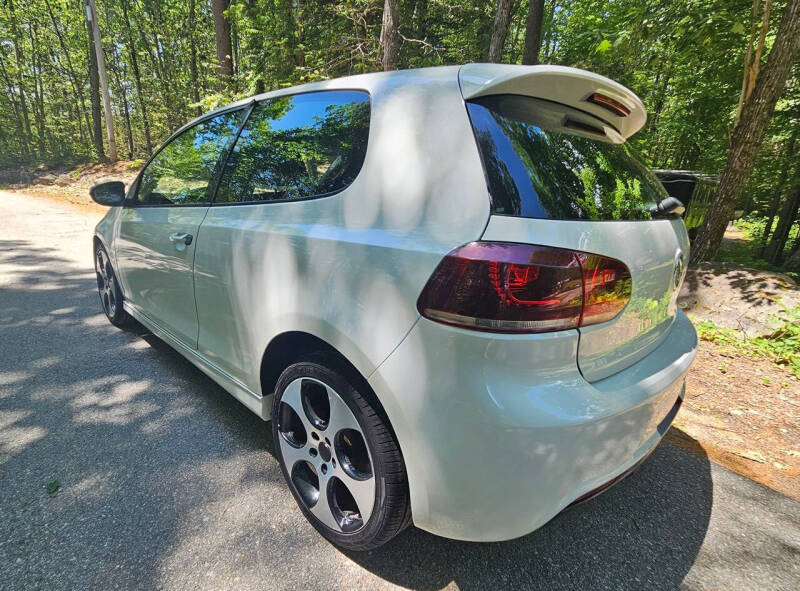2010 Volkswagen GTI Base PZEV