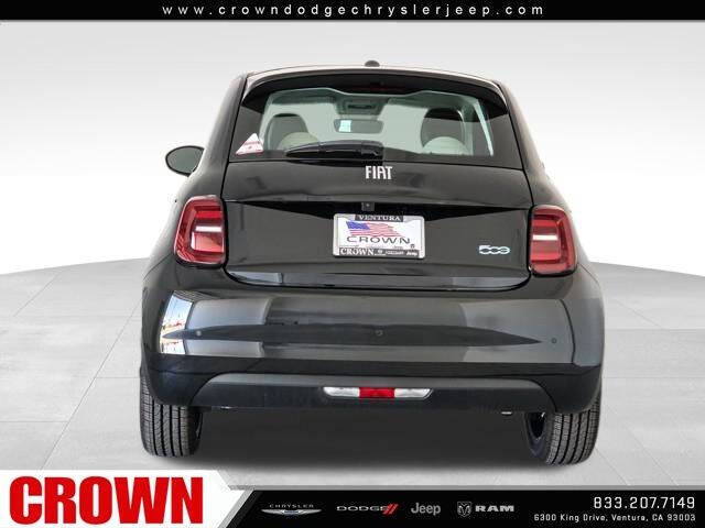 2025 FIAT 500e Giorgio Armani