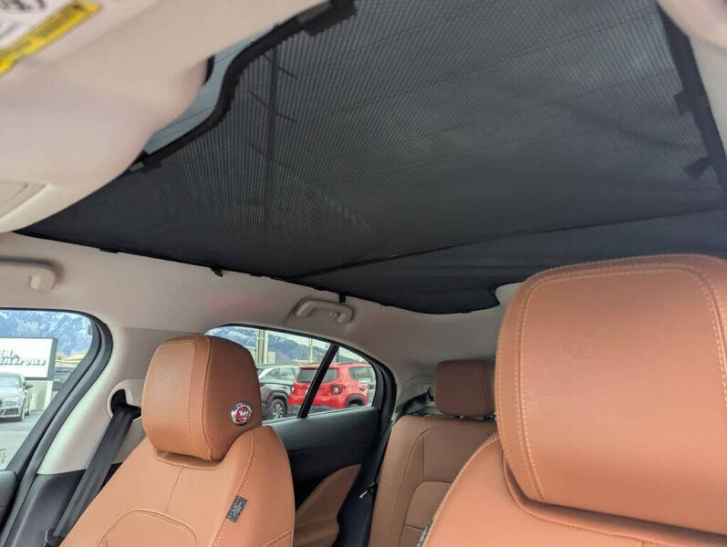 2020 Jaguar I-PACE EV400 SE