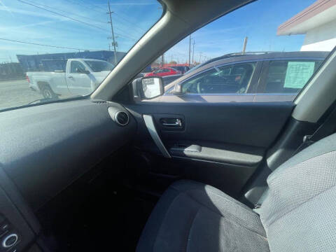 2011 Nissan Rogue SV