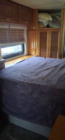 2003 Freightliner XC Chassis