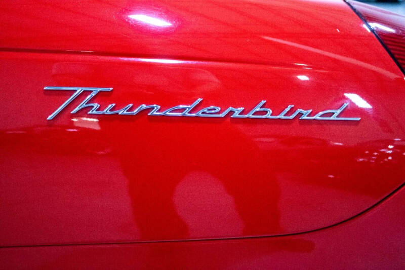 2002 Ford Thunderbird Deluxe