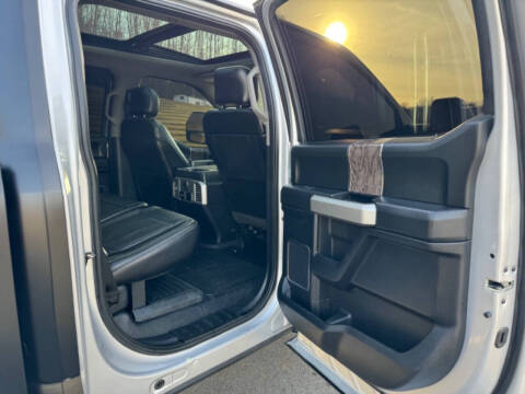 2017 Ford F-350 Super Duty Lariat