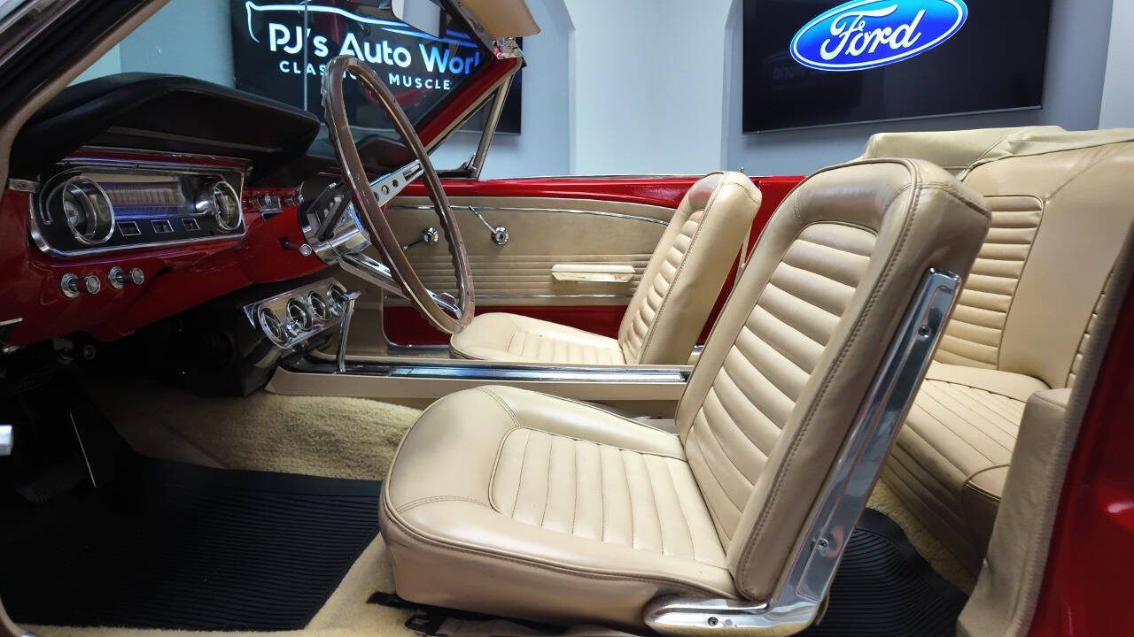 1965 Ford Mustang 42