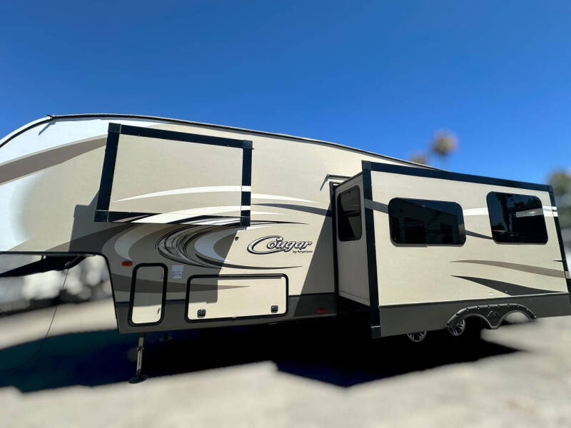 2017 Keystone RV COUGAR 284RDBWE