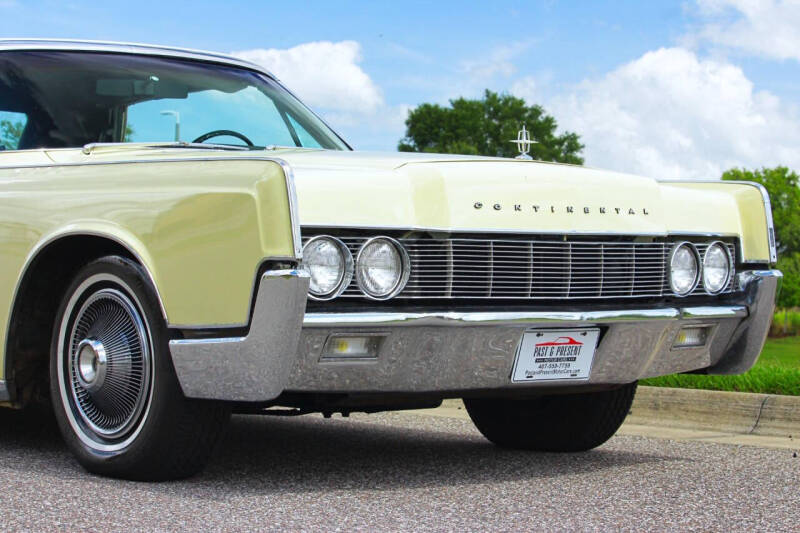 1967 Lincoln Continental