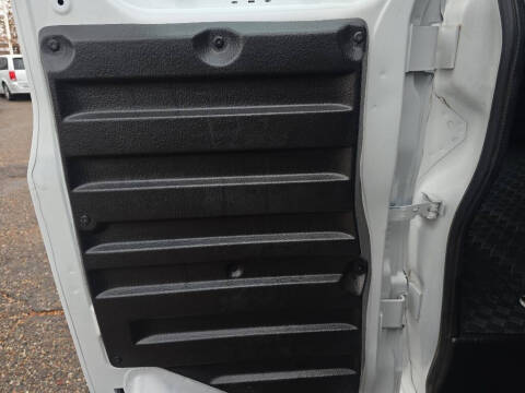 2024 GMC Savana 2500