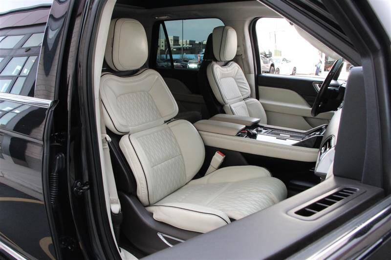 2018 Lincoln Navigator Black Label