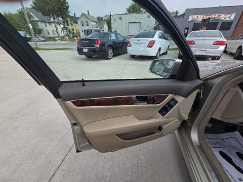 2011 Mercedes-Benz C-Class