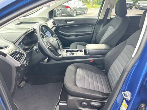 2023 Ford Edge SE