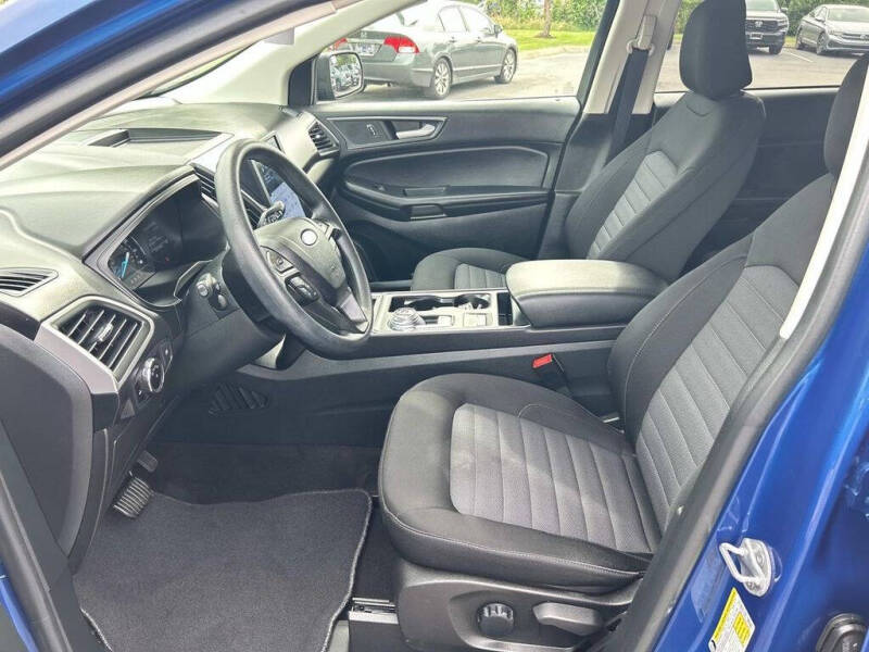 2023 Ford Edge SE