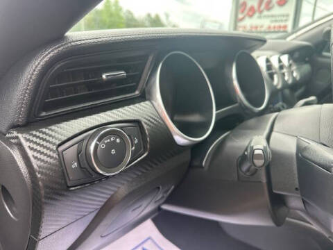 2022 Ford Mustang EcoBoost Premium