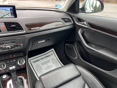 2015 Audi Q3 2.0T quattro Prestige