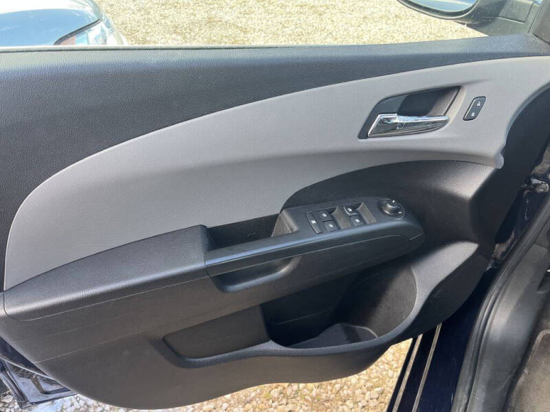 2015 Chevrolet Sonic LT Auto