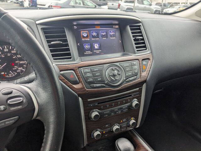 2017 Nissan Pathfinder Platinum