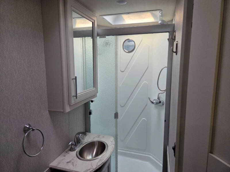 2022 Holiday Rambler ADMIRAL 28A