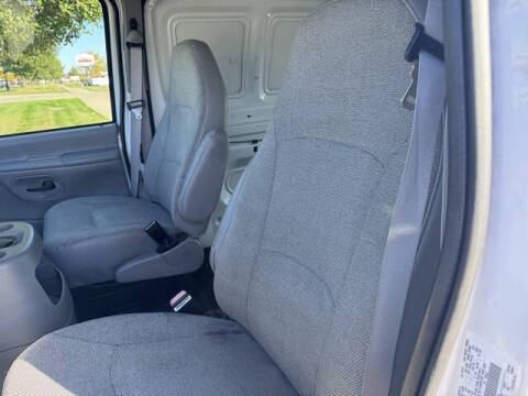 2002 Ford E-Series E-250